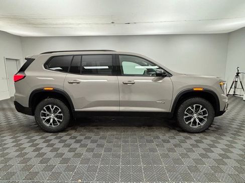 New 2026 GMC Acadia AT4 w/ Luxury Package image 9