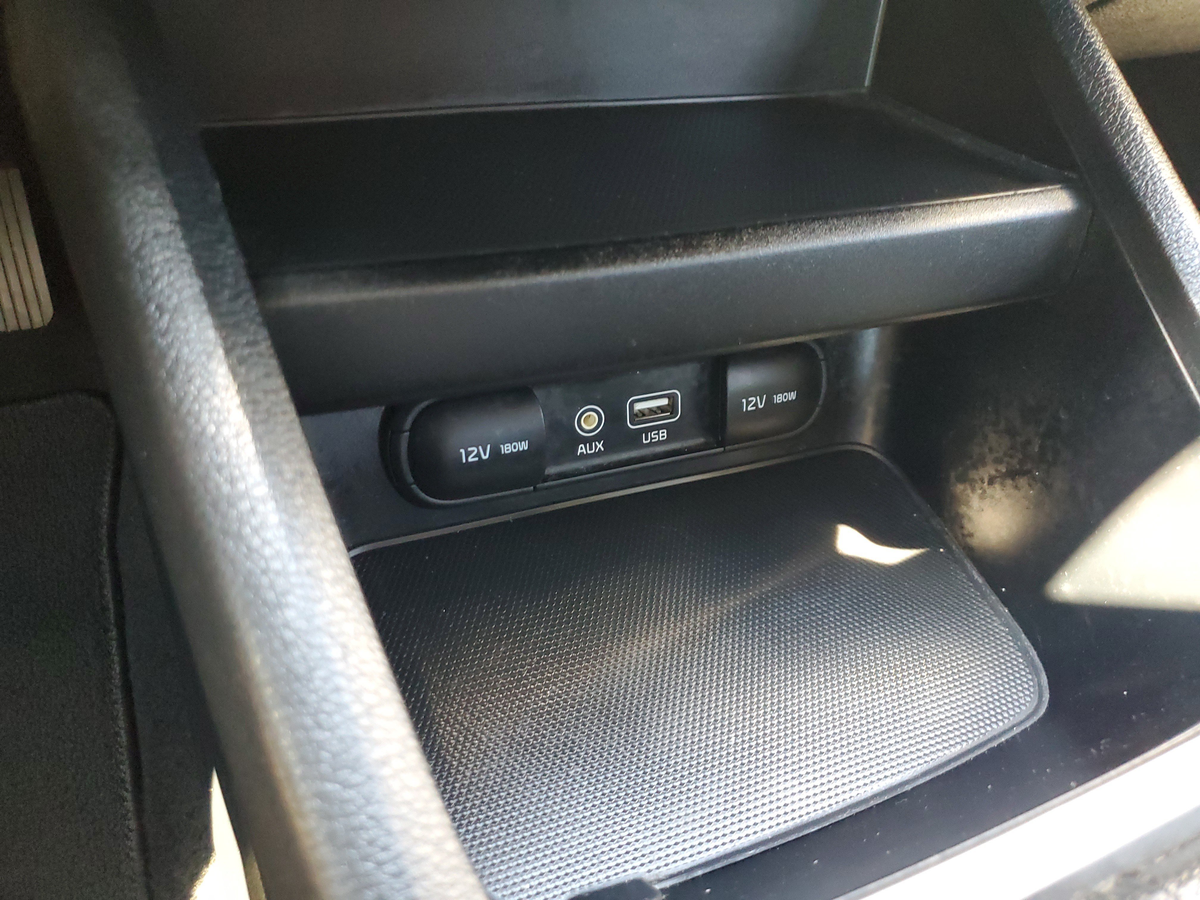 Used 2020 Kia Forte LXS FWD image 21