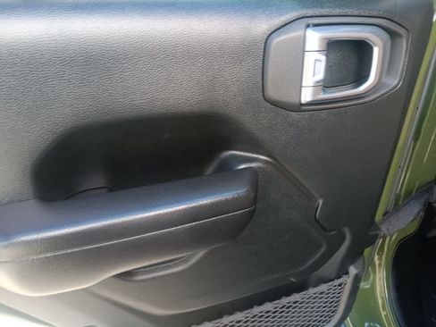 Used 2021 Jeep Wrangler Unlimited Sport AWD/4WD image 18