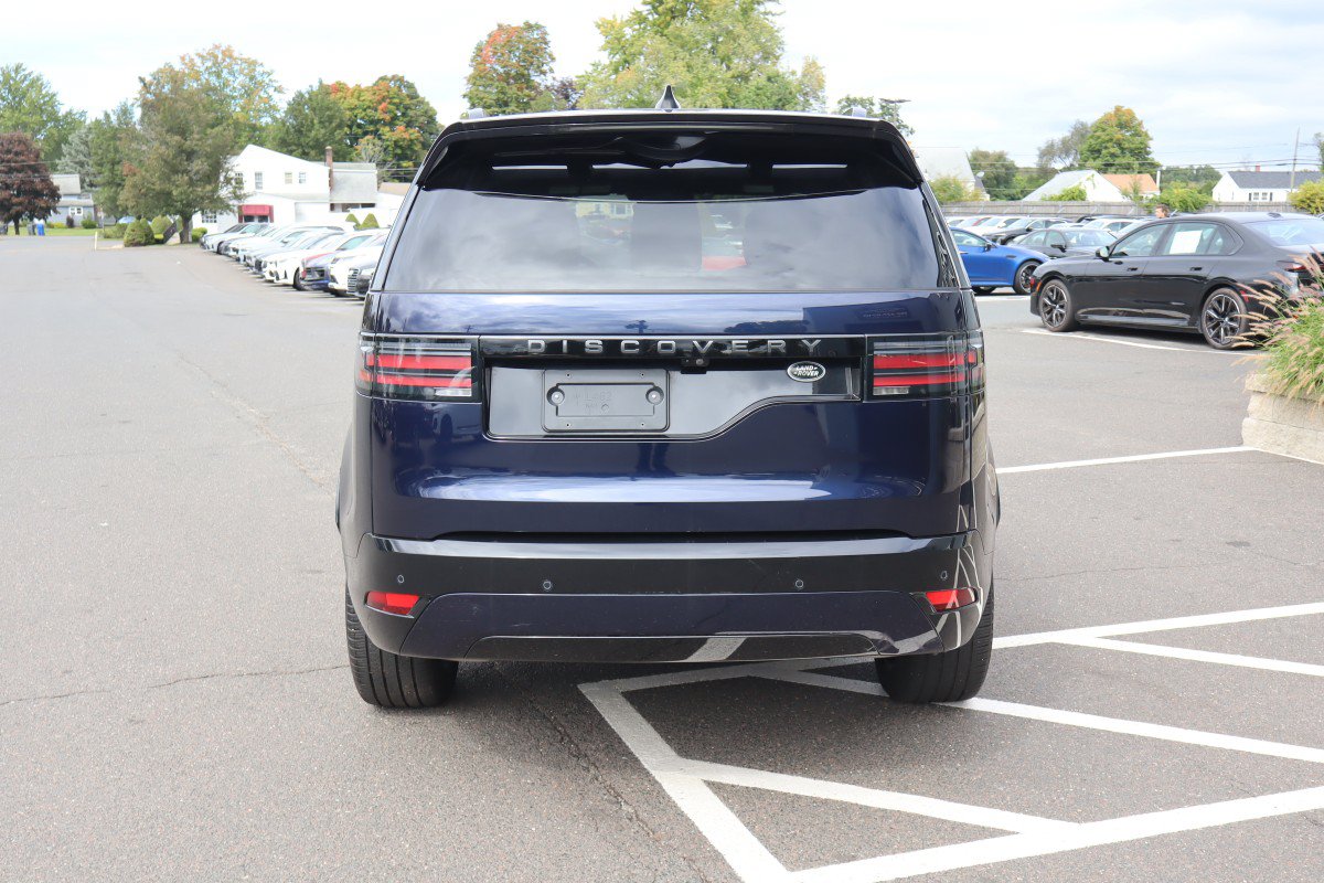 Used 2023 Land Rover Discovery S R-Dynamic AWD/4WD image 7
