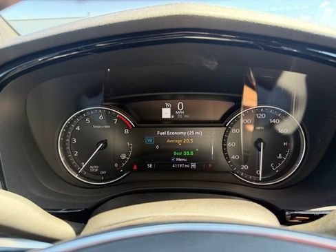 Used 2021 Cadillac XT5 Premium Luxury w/ LPO, Floor Liner Package AWD/4WD image 17