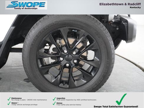 Used 2021 Jeep Wrangler Unlimited Sahara w/ Cold Weather Group image 28