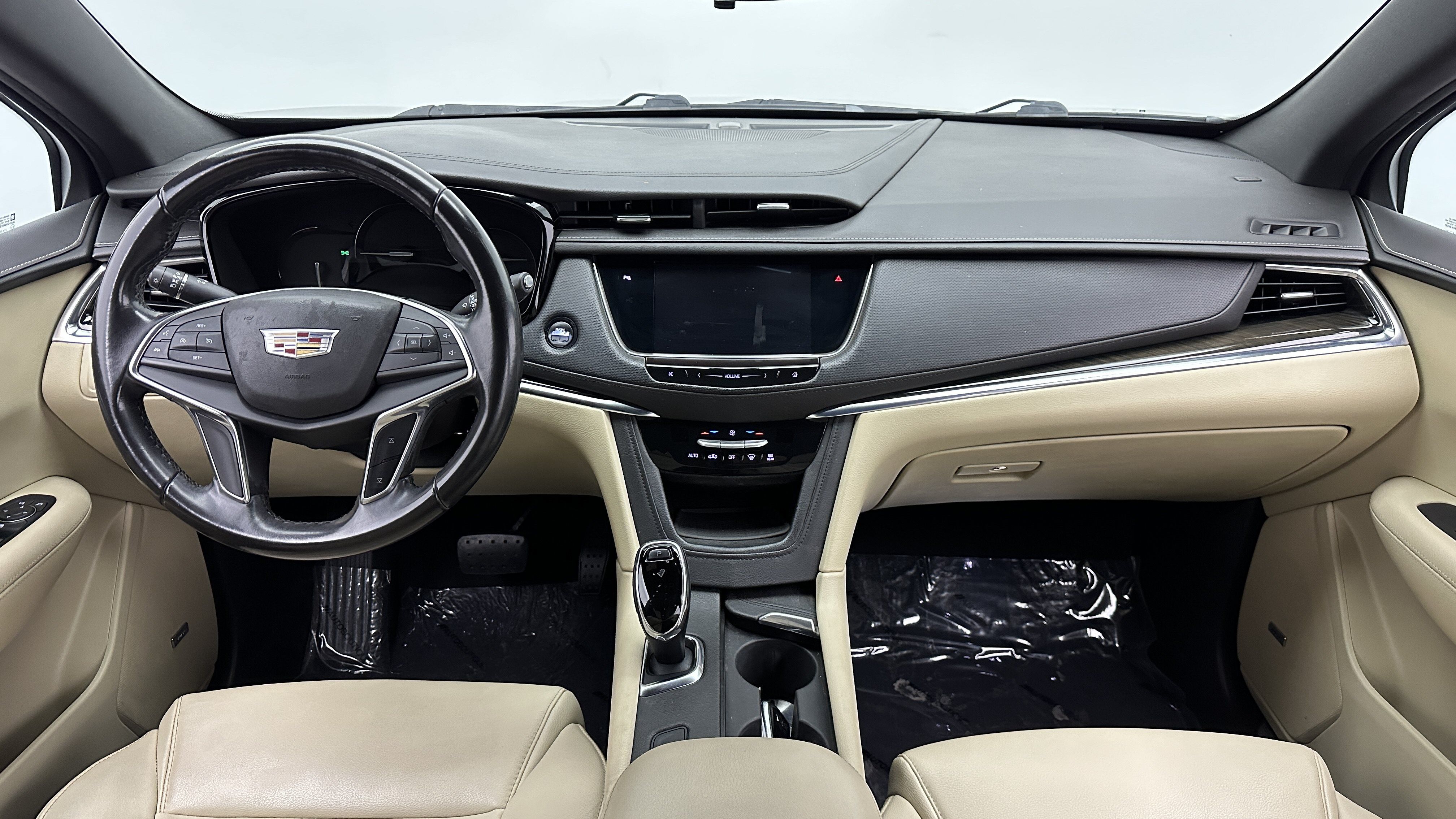 Used 2018 Cadillac XT5 FWD w/ LPO, Wheel Lock Package image 34