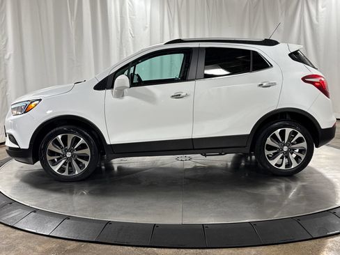Used 2022 Buick Encore Preferred w/ Safety Package AWD/4WD image 8