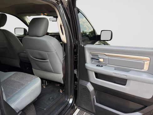 Used 2018 RAM 1500 Big Horn AWD/4WD image 17