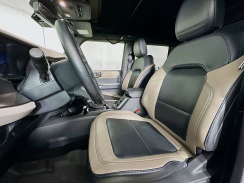 Certified 2023 Ford Bronco Wildtrak image 12