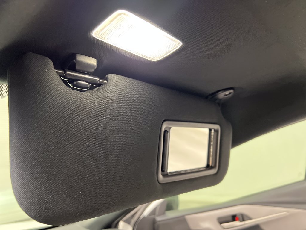 Used 2025 Toyota Camry SE FWD image 61