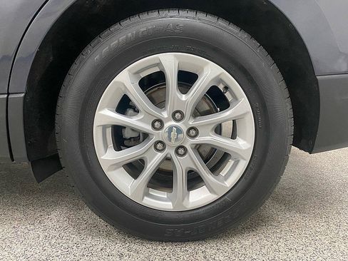 Used 2018 Chevrolet Equinox LS image 28