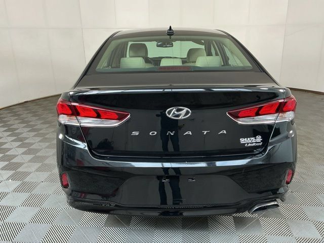Used 2018 Hyundai Sonata Limited FWD image 9