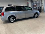 Used 2019 Dodge Grand Caravan SXT image 4
