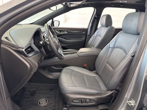 Used 2024 Buick Enclave Essence w/ Experience Buick Package AWD/4WD image 15