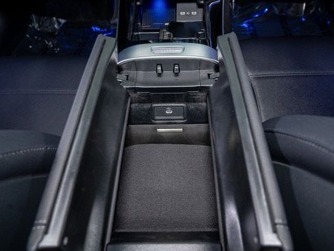 Certified 2025 Mercedes-Benz C 300 Sedan image 23