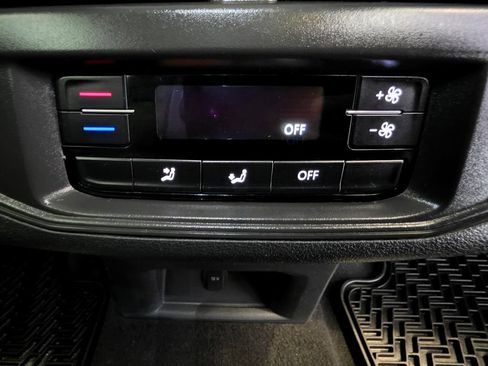 Used 2023 Volkswagen Atlas SE AWD/4WD image 56