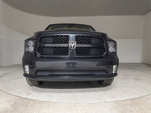 Used 2017 RAM 1500 Express image 24