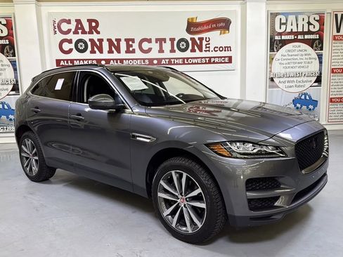 Used 2019 Jaguar F-PACE Prestige AWD/4WD image 3