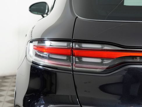 Certified 2026 Porsche Macan Turbo AWD/4WD image 12