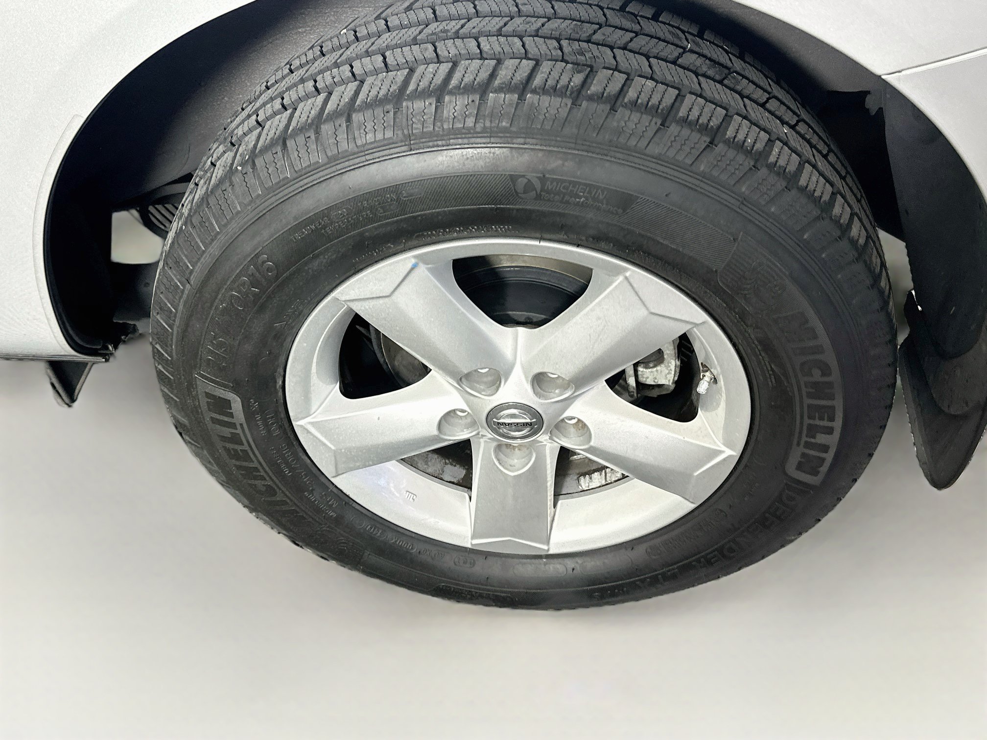 Used 2012 Nissan Rogue S w/ Special Edition Pkg AWD/4WD image 11