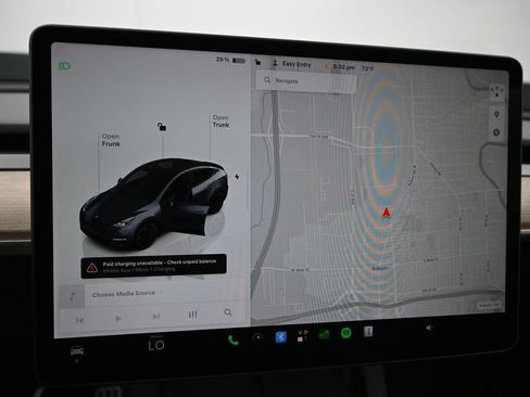 Used 2022 Tesla Model Y Performance AWD/4WD image 11