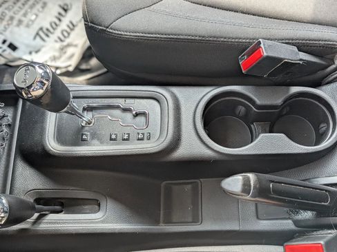 Used 2015 Jeep Wrangler Unlimited Sport w/ Quick Order Package 24S image 30