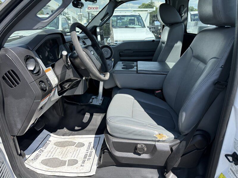 Used 2016 Ford F550 2WD Regular Cab Super Duty image 36