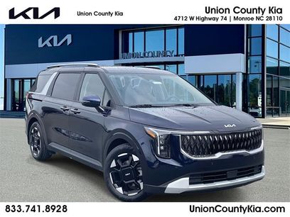 New 2026 Kia Carnival EX