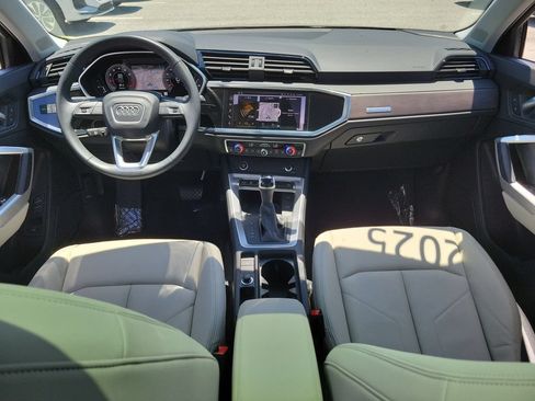 Certified 2025 Audi Q3 2.0T Premium Plus w/ Premium Plus Package AWD/4WD image 23