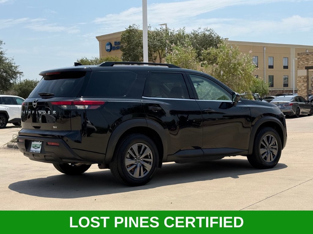 Used 2024 Nissan Pathfinder SV FWD image 4