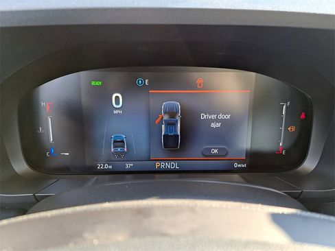 New 2026 Ford Maverick XL image 8