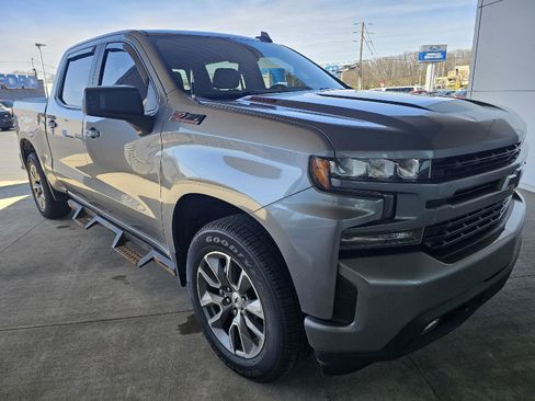 Used 2021 Chevrolet Silverado 1500 RST w/ Convenience Package II image 8
