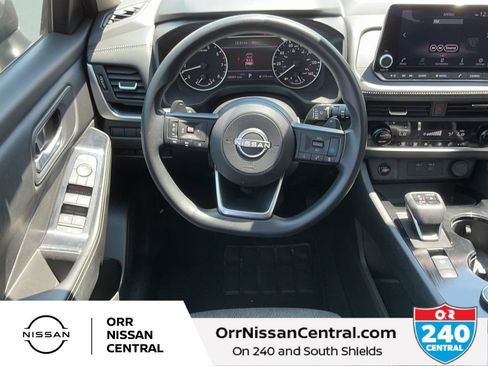 Used 2024 Nissan Rogue SV AWD/4WD image 14