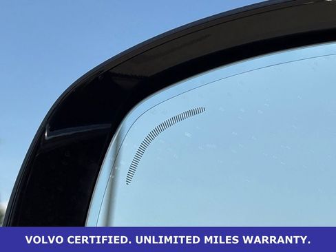 Certified 2024 Volvo XC90 B6 Ultimate w/ Lounge Package AWD/4WD image 39