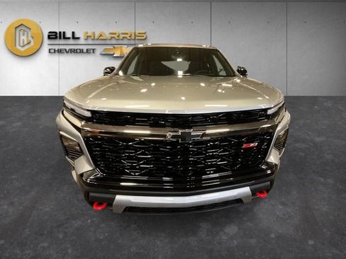 New 2026 Chevrolet Traverse Z71 w/ Enhanced Driving Package AWD/4WD image 8