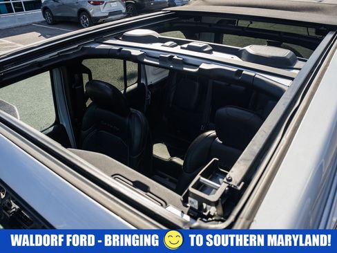 Used 2022 Jeep Wrangler Unlimited Sahara w/ Cold Weather Group image 25