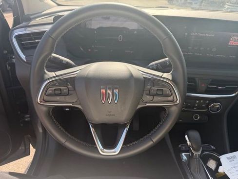 Used 2025 Buick Encore GX Preferred image 6