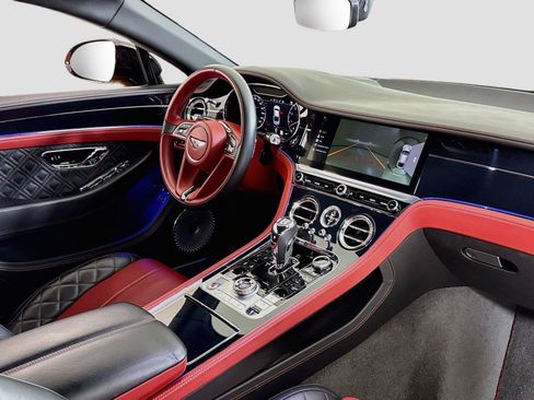 Used 2020 Bentley Continental GT V8 First Edition AWD/4WD image 28