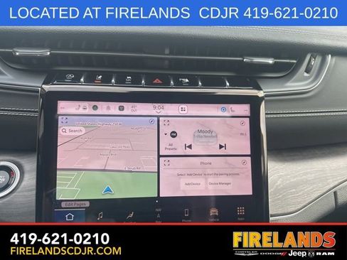 Used 2023 Jeep Grand Cherokee Limited AWD/4WD image 25