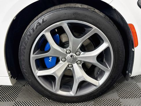 Used 2016 Dodge Charger R/T w/ Plus Group RWD image 30