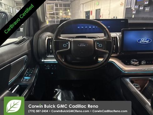 Used 2025 Ford Expedition Max Platinum AWD/4WD image 32