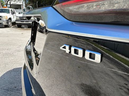 Used 2025 Cadillac XT6 Premium Luxury image 36