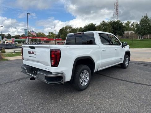 New 2026 GMC Sierra 1500 SLE w/ Preferred Package AWD/4WD image 6