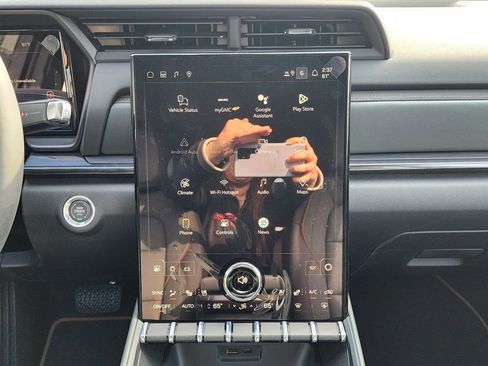 New 2026 GMC Terrain AT4 w/ Convenience Package III image 28