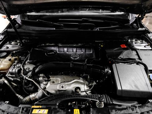 Used 2022 Mercedes-Benz GLB 250 w/ Premium Package Lite image 55