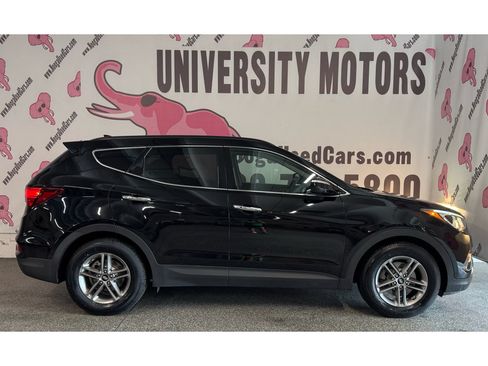 Used 2018 Hyundai Santa Fe Sport w/ 2.4L Tech Package 04 AWD/4WD image 9
