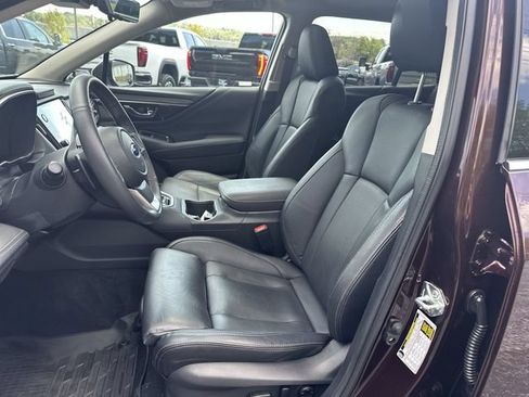 Used 2025 Subaru Outback Touring XT AWD/4WD image 16