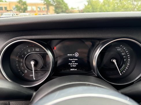 Used 2023 Jeep Wrangler Unlimited Sahara w/ Cold Weather Group AWD/4WD image 20