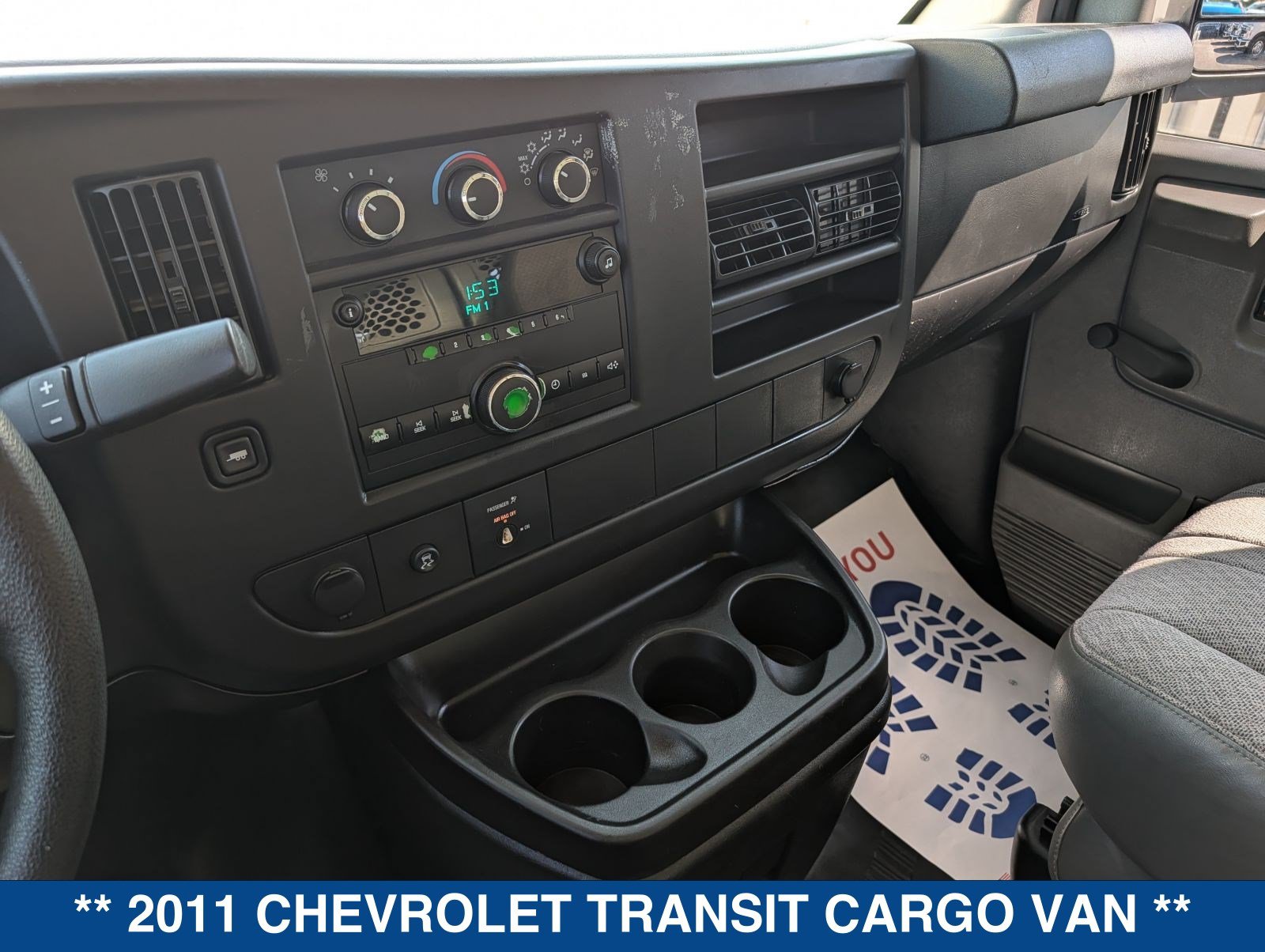Used 2011 Chevrolet Express 2500 RWD image 26