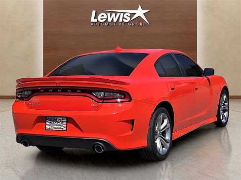 Used 2022 Dodge Charger R/T w/ Driver Convenience Group image 5