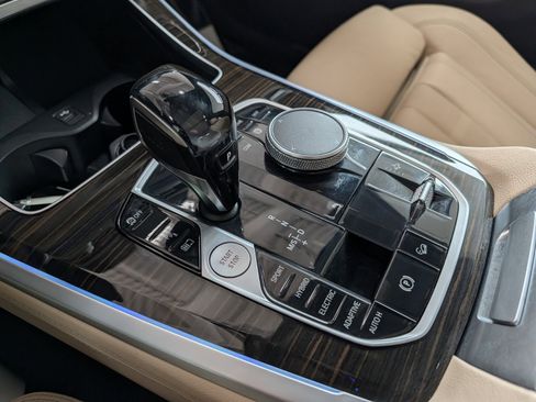 Used 2021 BMW X5 xDrive45e w/ Premium Package image 26