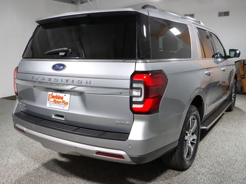 Used 2022 Ford Expedition Max Limited RWD image 7