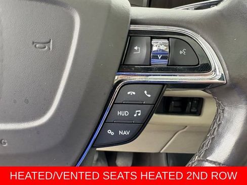 Used 2021 Lincoln Navigator Reserve w/ Luxury Package AWD/4WD image 25
